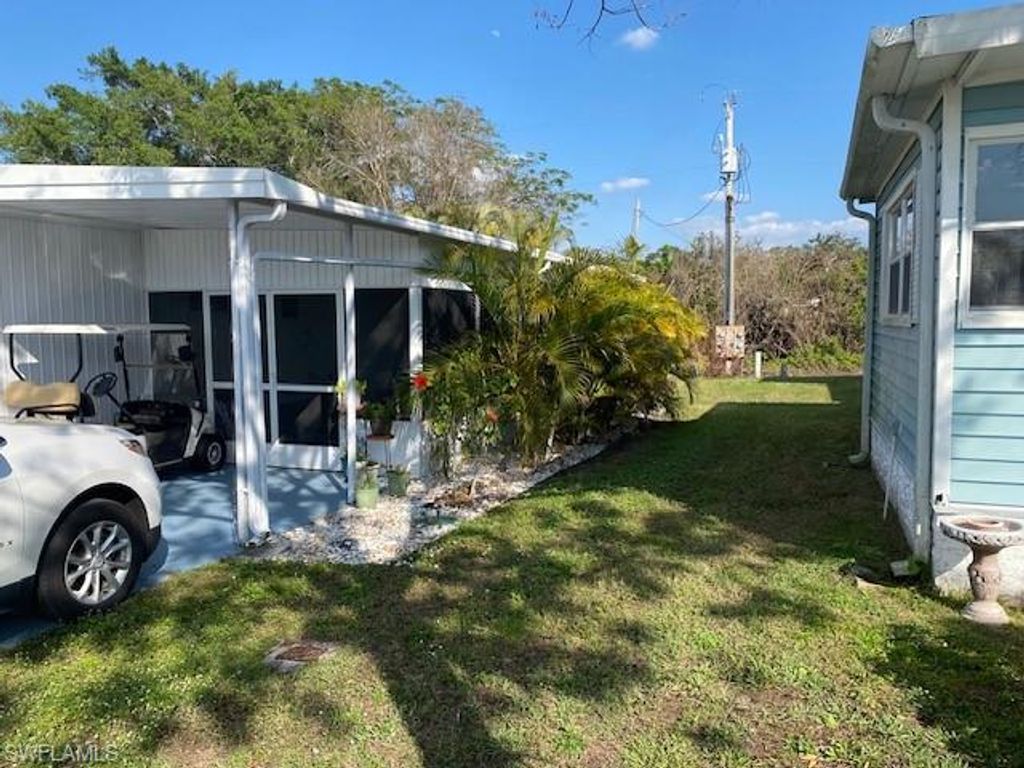 2738 Indianwood DR, NORTH FORT MYERS, FL 33917 — photo 3