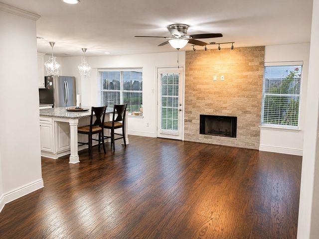 2450 Parkwood Lane, Sugar Land, TX 77479