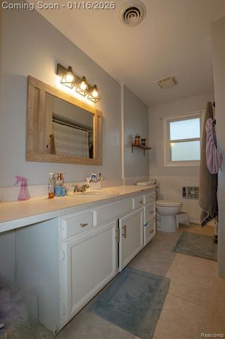 1636 Inner Drive, Ortonville, MI 48462