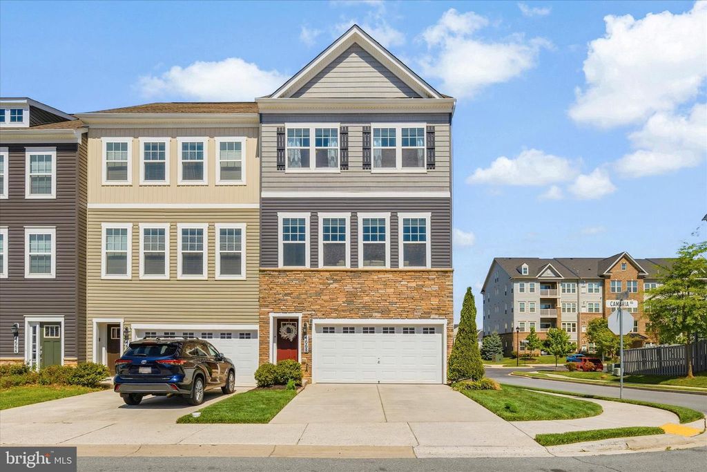 Image 1 of property listing at 4668 CAMBRIA RD, Frederick, MD 21703