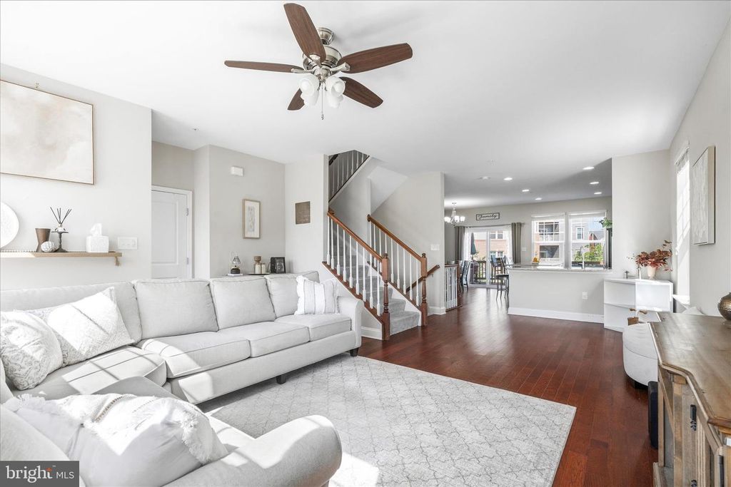 Image 12 of property listing at 4668 CAMBRIA RD, Frederick, MD 21703