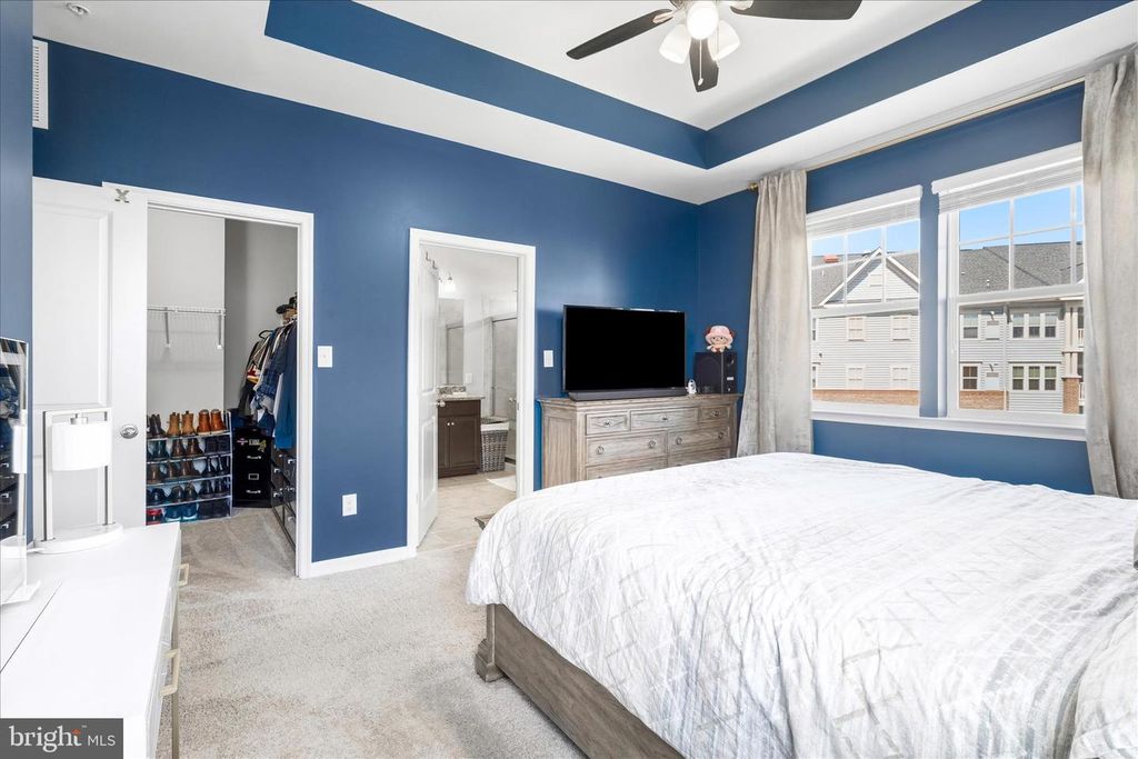 Image 18 of property listing at 4668 CAMBRIA RD, Frederick, MD 21703