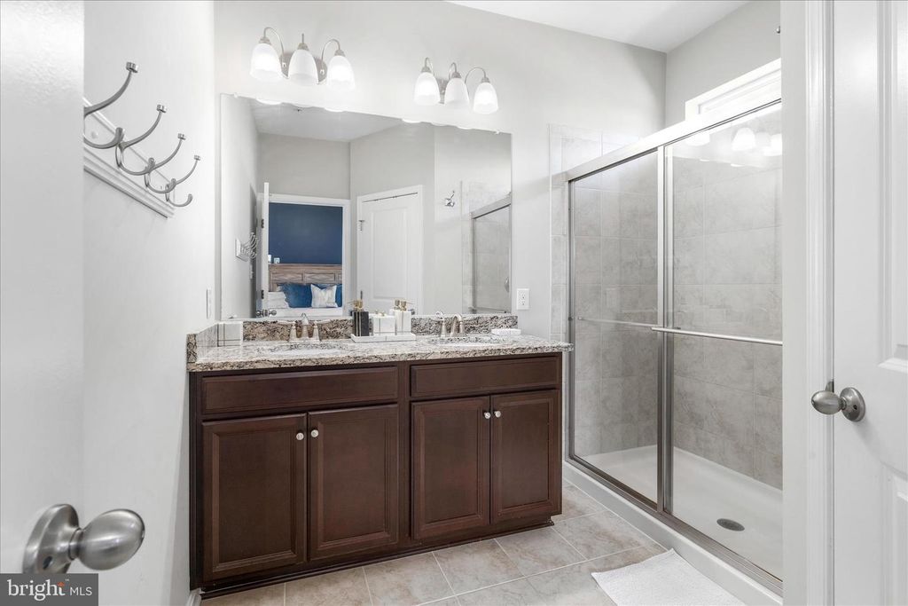 Image 19 of property listing at 4668 CAMBRIA RD, Frederick, MD 21703