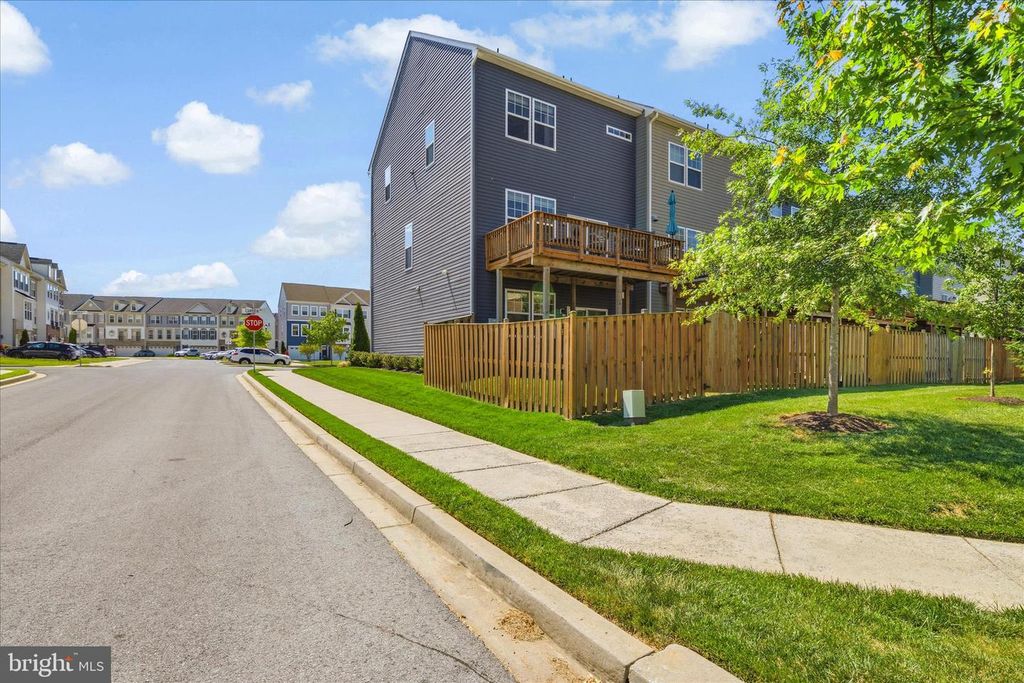 Image 35 of property listing at 4668 CAMBRIA RD, Frederick, MD 21703