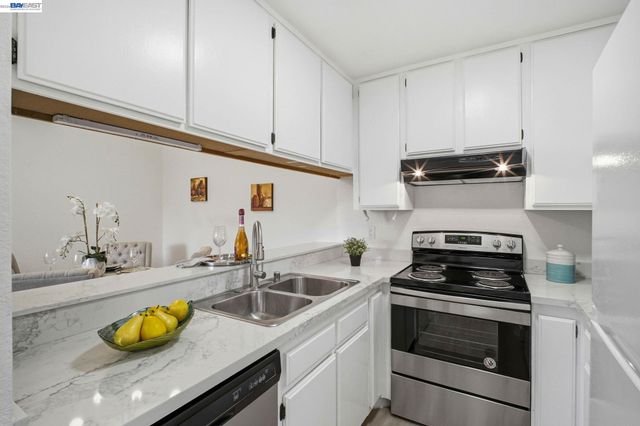 267 Famoso Plz, Union City, CA 94587