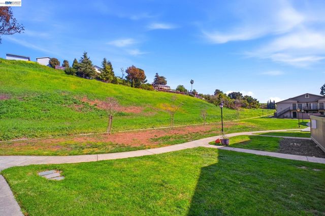 267 Famoso Plz, Union City, CA 94587