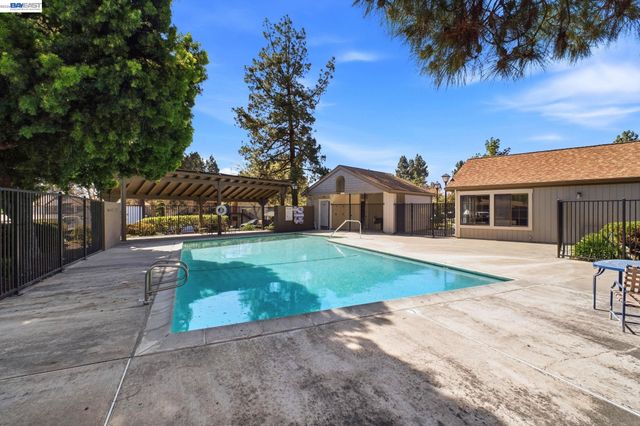 267 Famoso Plz, Union City, CA 94587