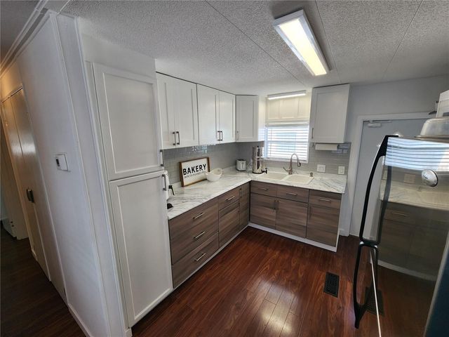 2204 17TH STREET COURT W, Bradenton, FL 34205