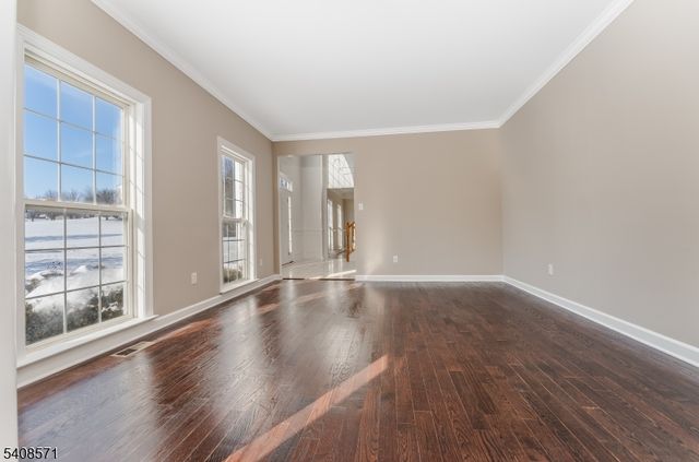 215 Kuhl Rd, Raritan Twp., NJ 08822