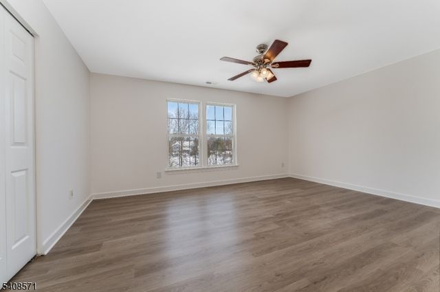 215 Kuhl Rd, Raritan Twp., NJ 08822