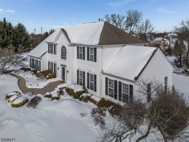 215 Kuhl Rd, Raritan Twp., NJ 08822