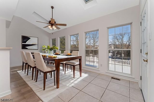 215 Kuhl Rd, Raritan Twp., NJ 08822