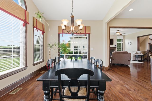 4550 Village Club Drive, Powell, OH 43065