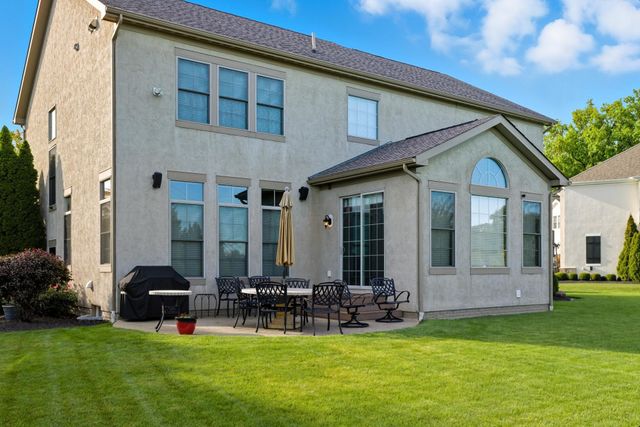 4550 Village Club Drive, Powell, OH 43065