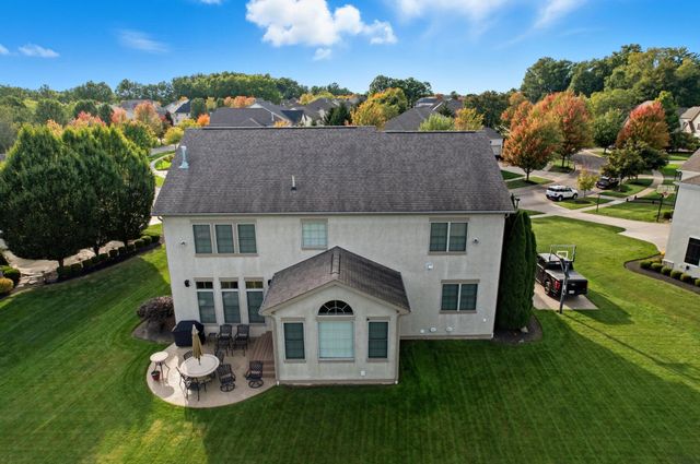4550 Village Club Drive, Powell, OH 43065