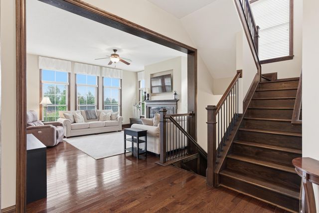 4550 Village Club Drive, Powell, OH 43065