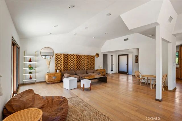 24537 Dry Canyon Cold Creek Road, Calabasas, CA 91302