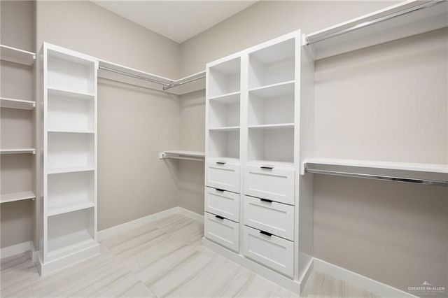 1518 Tierra Encantada, Weslaco, TX 78596