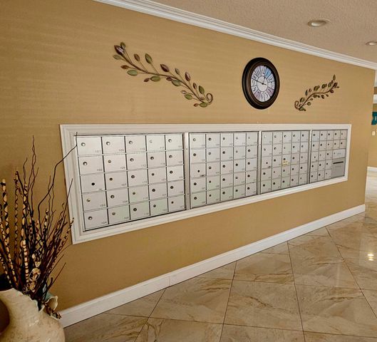 1461 S OCEAN Boulevard 311, Lauderdale-By-The-Sea # 311, Lauderdale By The Sea, FL 33062