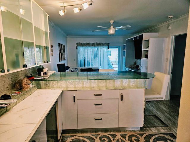 1461 S OCEAN Boulevard 311, Lauderdale-By-The-Sea # 311, Lauderdale By The Sea, FL 33062