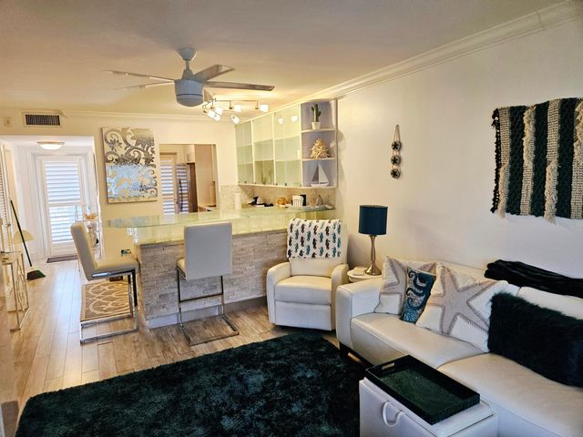 1461 S OCEAN Boulevard 311, Lauderdale-By-The-Sea # 311, Lauderdale By The Sea, FL 33062