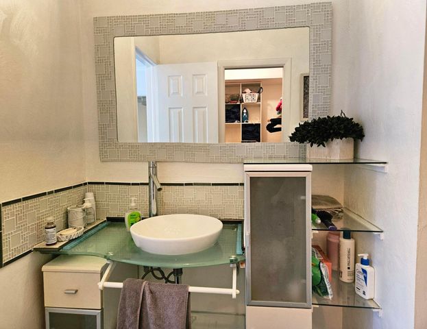 1461 S OCEAN Boulevard 311, Lauderdale-By-The-Sea # 311, Lauderdale By The Sea, FL 33062