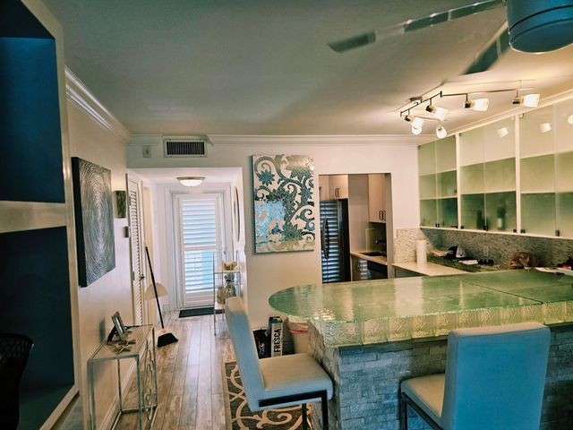 1461 S OCEAN Boulevard 311, Lauderdale-By-The-Sea # 311, Lauderdale By The Sea, FL 33062