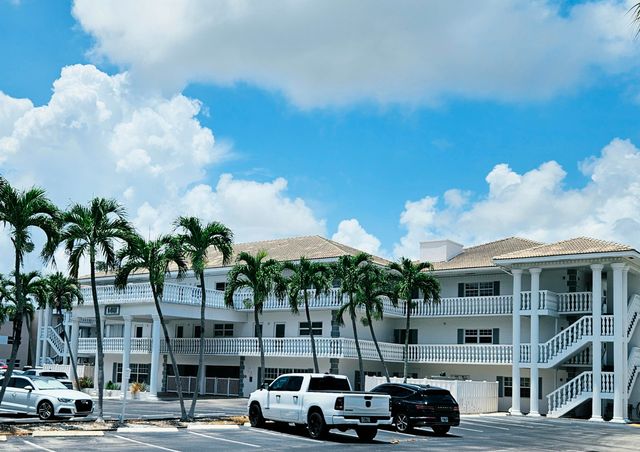 1461 S OCEAN Boulevard 311, Lauderdale-By-The-Sea # 311, Lauderdale By The Sea, FL 33062