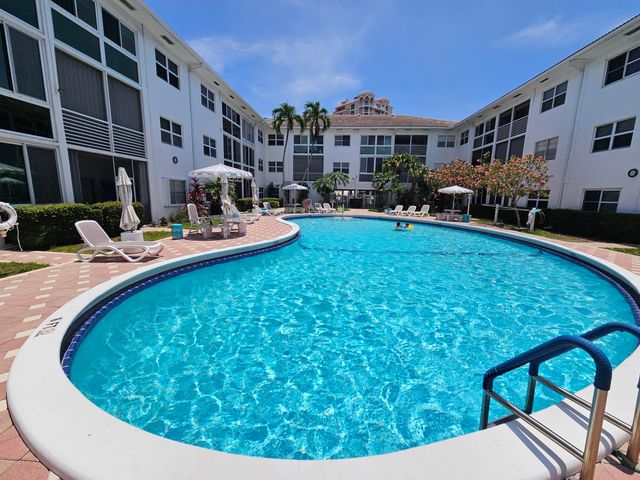 1461 S OCEAN Boulevard 311, Lauderdale-By-The-Sea # 311, Lauderdale By The Sea, FL 33062