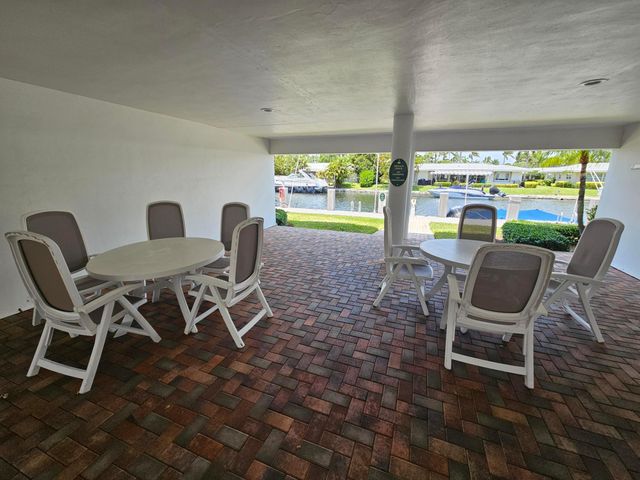 1461 S OCEAN Boulevard 311, Lauderdale-By-The-Sea # 311, Lauderdale By The Sea, FL 33062