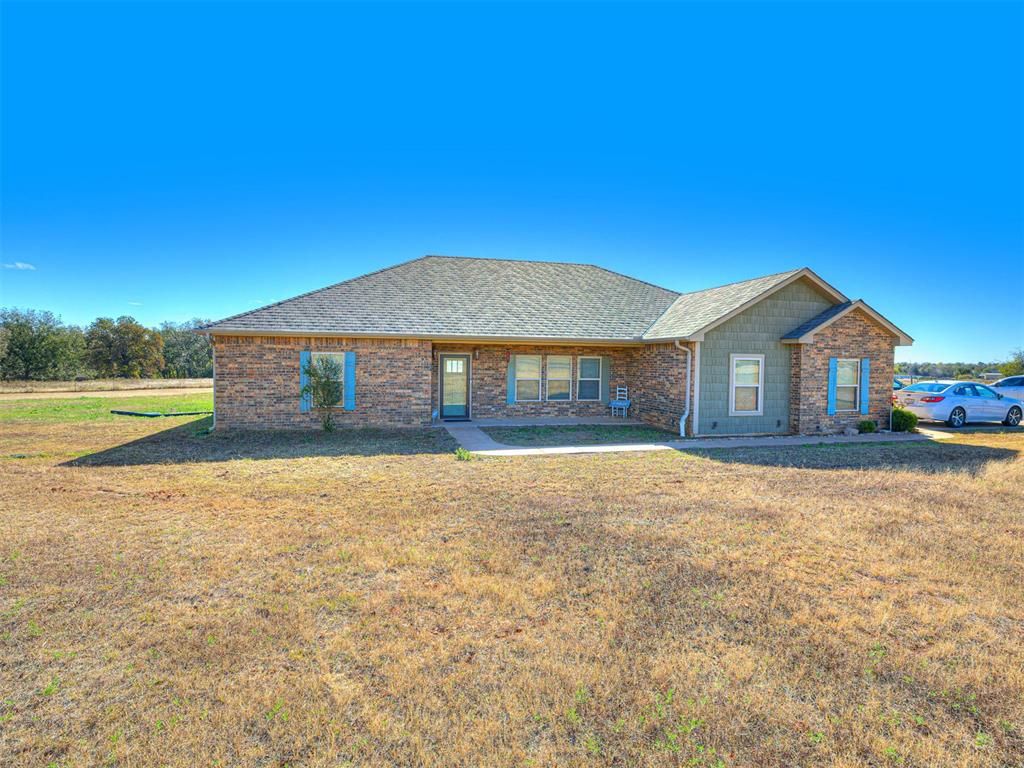 8060 Cemetery Road, Noble, OK 73068