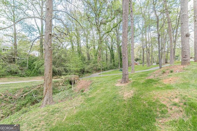 3182 Lake Avenue, Hapeville, GA 30354