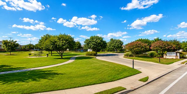 7407 GAMBLE OAK DR, San Antonio, TX 78223