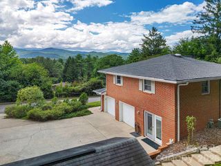 337 Delphia Drive, Brevard, NC 28712