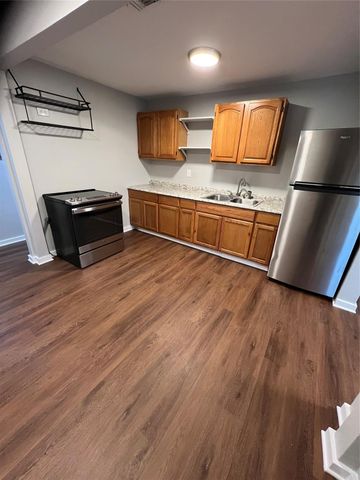 241 Benbo ST, Seguin, TX 78155