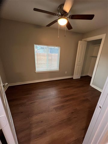 241 Benbo ST, Seguin, TX 78155
