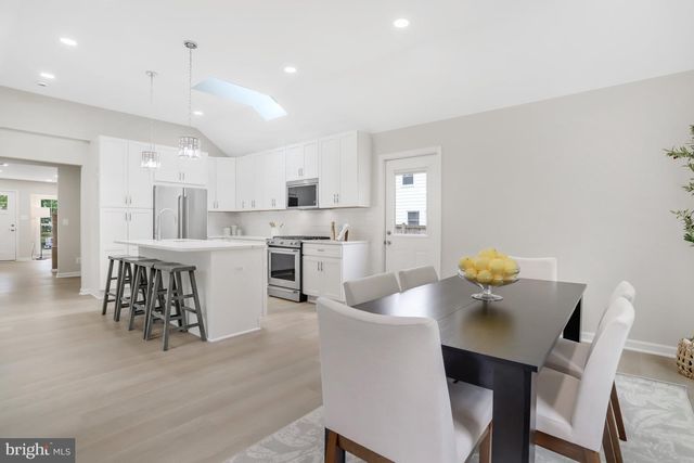 6916 COLUMBIA DR, Alexandria, VA 22307