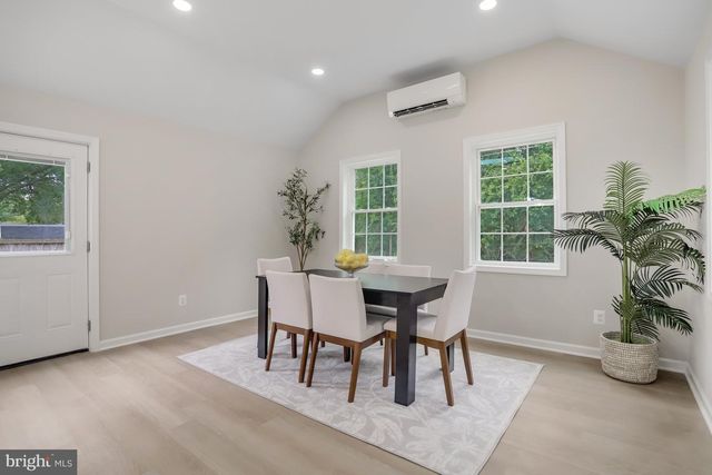 6916 COLUMBIA DR, Alexandria, VA 22307