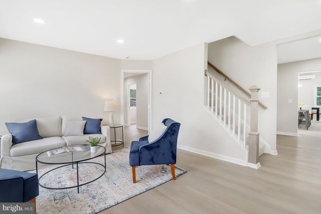 6916 COLUMBIA DR, Alexandria, VA 22307