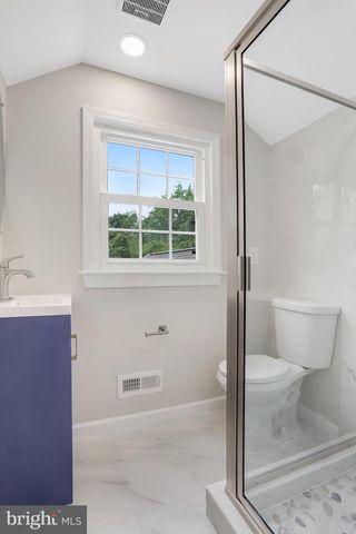 6916 COLUMBIA DR, Alexandria, VA 22307