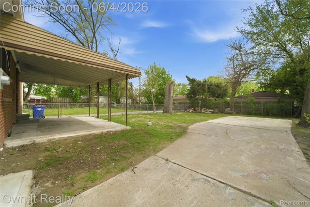 19420 Berg Road, Detroit, MI 48219