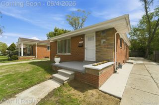 19420 Berg Road, Detroit, MI 48219