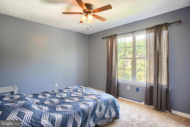 166 COUNTRY RIDGE DR, Red Lion, PA 17356