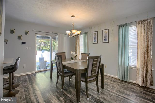 166 COUNTRY RIDGE DR, Red Lion, PA 17356