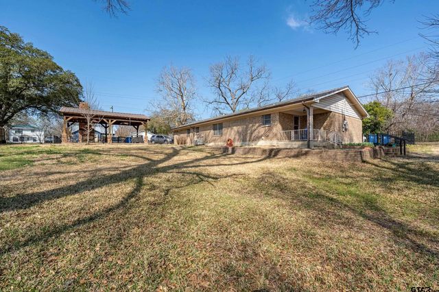 322 N Oleander Street, Grand Saline, TX 75140