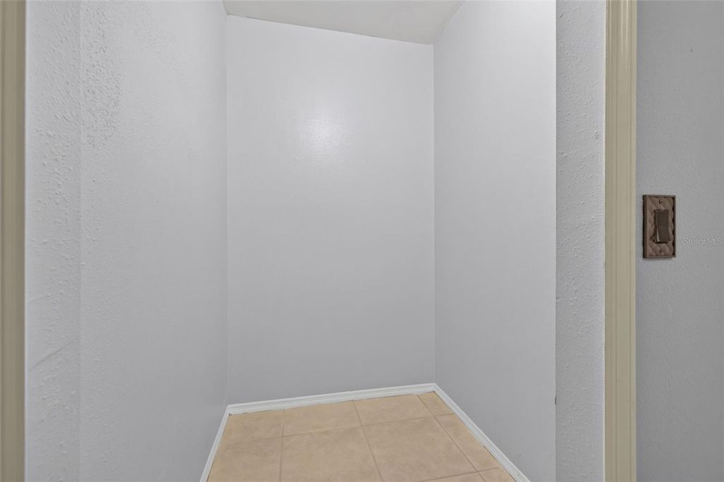 Image 15 of property listing at 5808 RED CEDAR LANE, Tampa, FL 33625