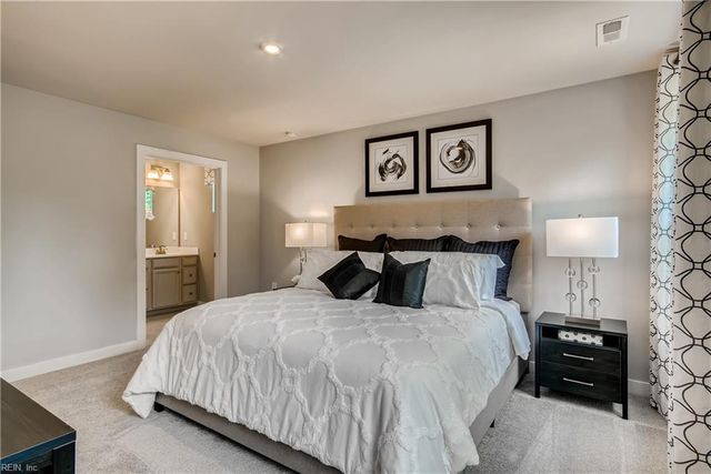 208 Baxter Station BLVD, Moyock, NC 27958