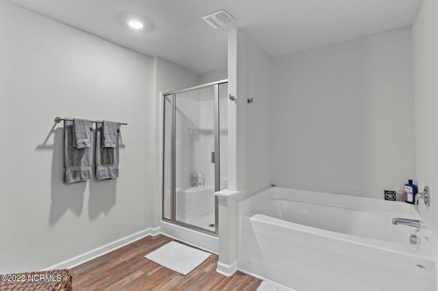 680 Aurora Place, Hampstead, NC 28443