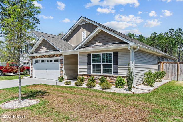 680 Aurora Place, Hampstead, NC 28443