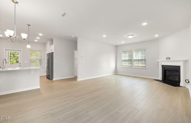 637 Fosterton Cottage Way, Raleigh, NC 27603